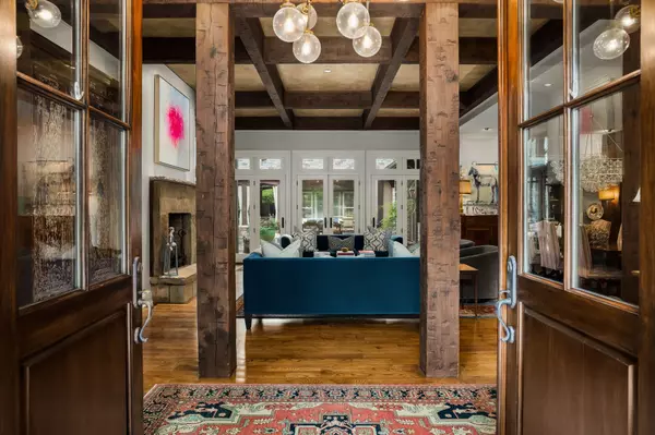 Nashville, TN 37215,4106 Sneed Rd