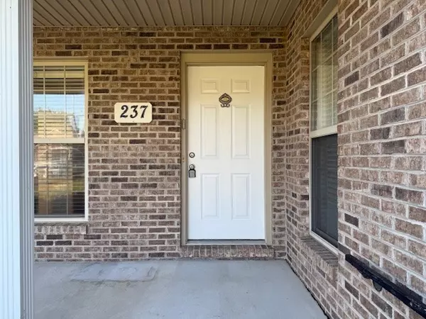 Tullahoma, TN 37388,237 Cumberland Oaks Dr