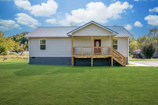 116 Fairground Drive, Waverly, TN 37185