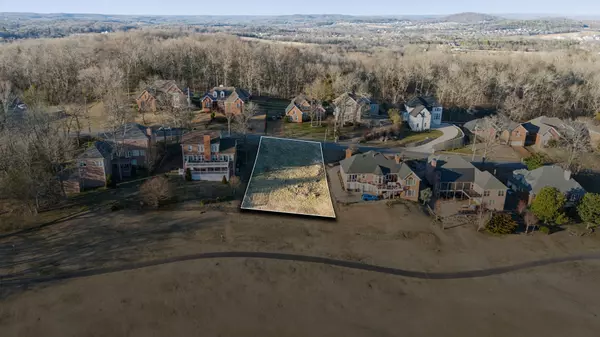 111 Spy Glass Way, Hendersonville, TN 37075