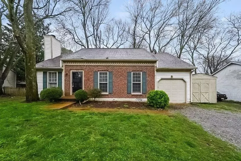 1010 Rolling Meadow Dr, Mount Juliet, TN 37122