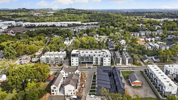 Nashville, TN 37216,1041 E Trinity Ln #405