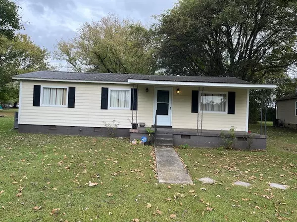 821 S Jefferson St, Tullahoma, TN 37388