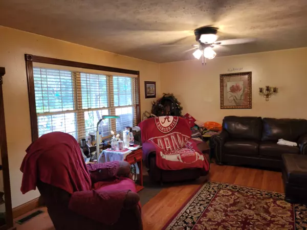 Bryant, AL 35958,356 County Road 262