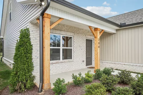 Chapel Hill, TN 37034,208 Karley Ln