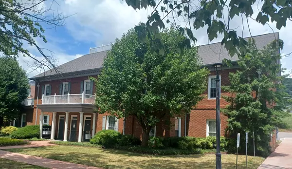 Brentwood, TN 37027,5046 Thoroughbred Ln