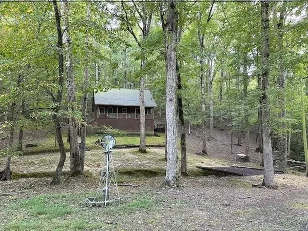 140 HUCKELBERRY LN, Savannah, TN 38372