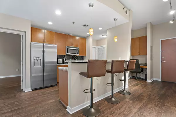 Nashville, TN 37201,301 Demonbreun St #602