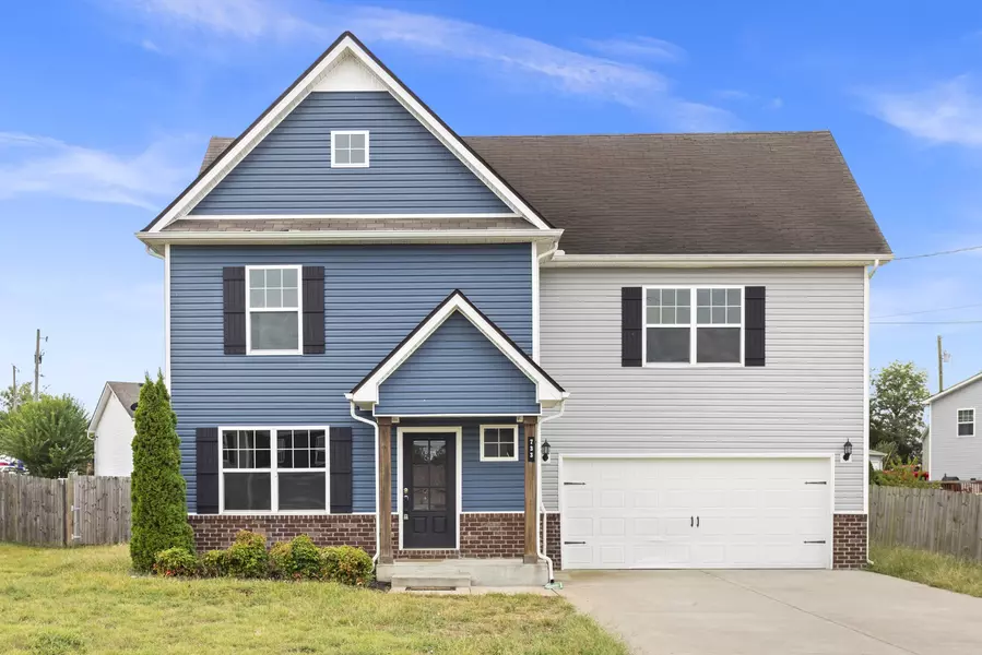 733 Hollandale Rd, La Vergne, TN 37086
