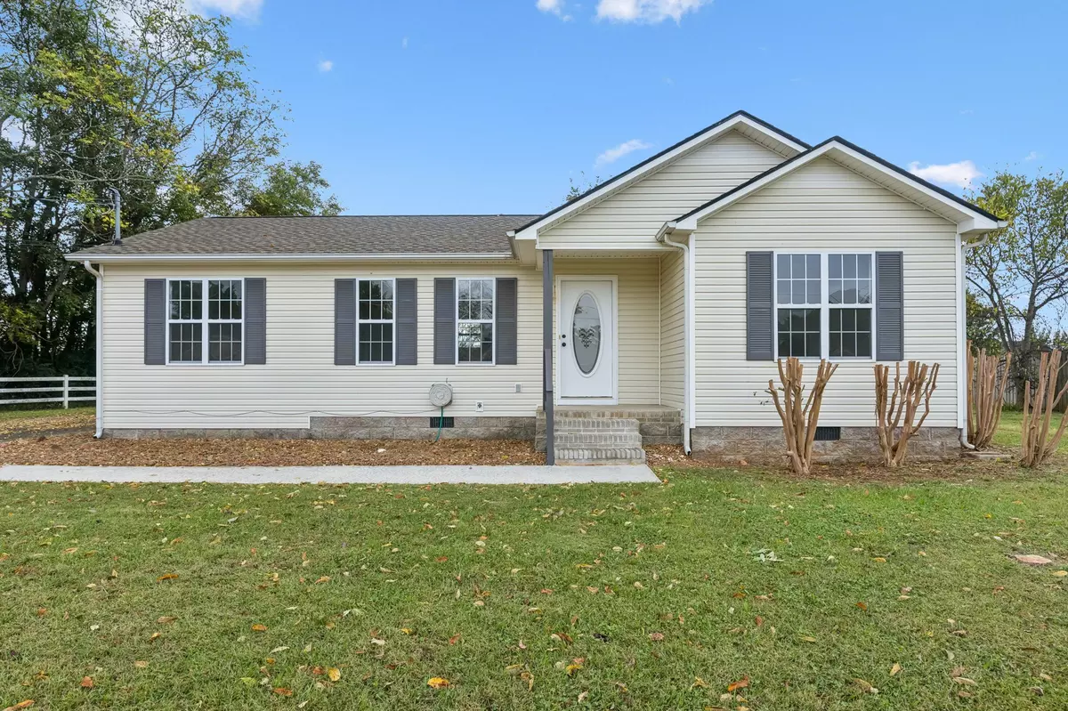 Winchester, TN 37398,286 Strawberry Dr