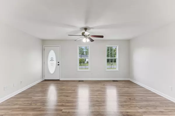 Winchester, TN 37398,286 Strawberry Dr