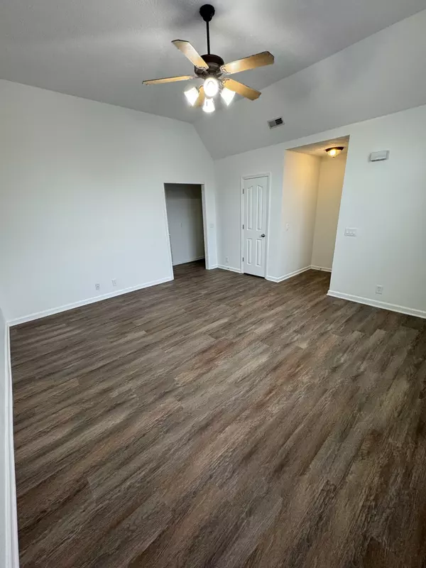 La Vergne, TN 37086,1247 Shannon Ln