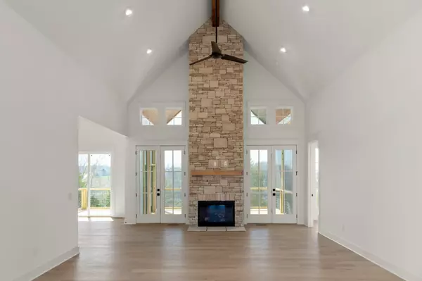 Winchester, TN 37398,86 Simmons Circle