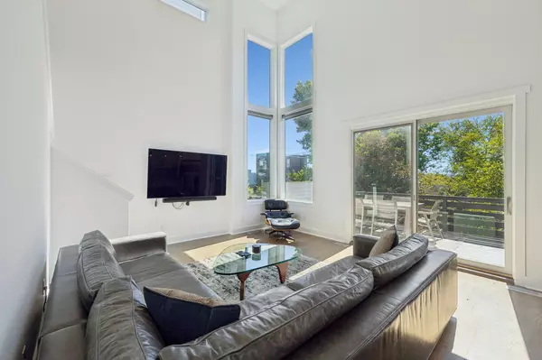 Nashville, TN 37209,3306B Trevor St