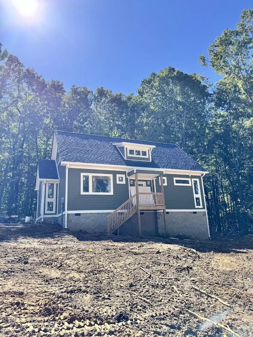 Charlotte, TN 37036,1050 Promise Land Rd