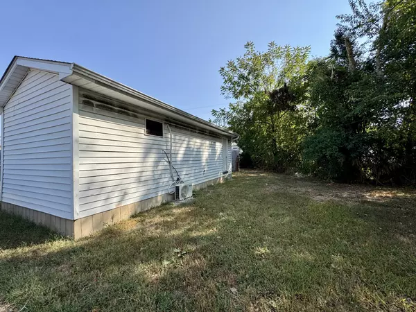 Clarksville, TN 37042,2150B Fort Campbell Blvd