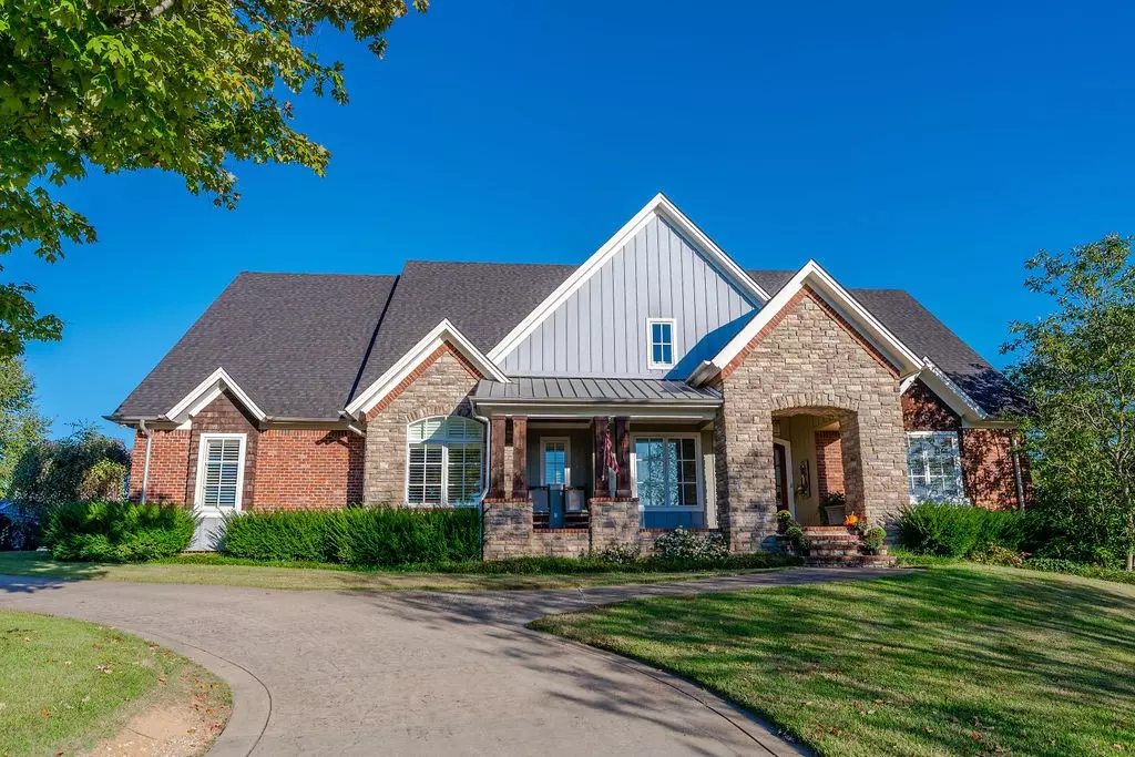 Columbia, TN 38401,2080 Nashville Hwy