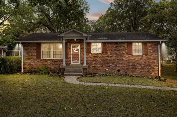 Nashville, TN 37221,522 Bellevue Rd #N