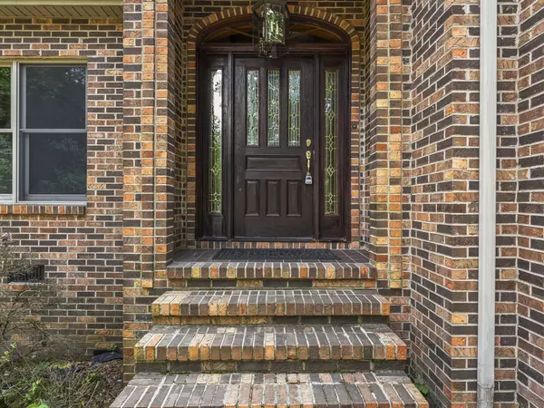 Tullahoma, TN 37388,104 Southampton Dr