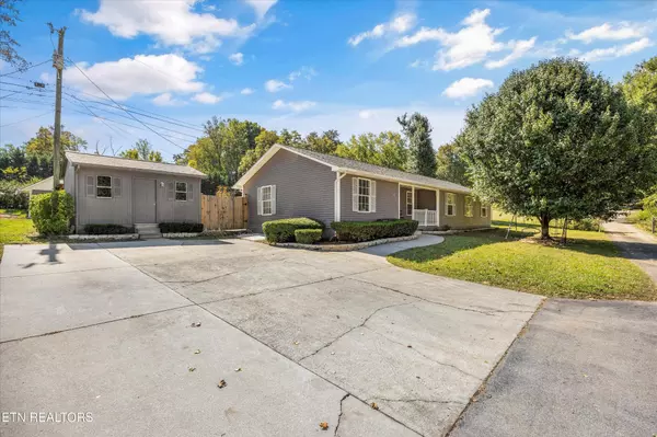 Knoxville, TN 37921,4716 Ball Camp Pike