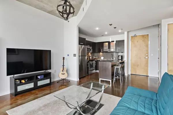 Nashville, TN 37203,600 12th Ave #S #731