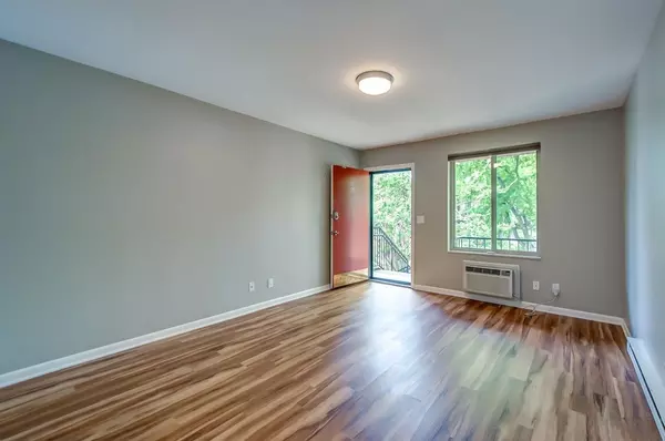 3600 Hillsboro Pike #E16, Nashville, TN 37215