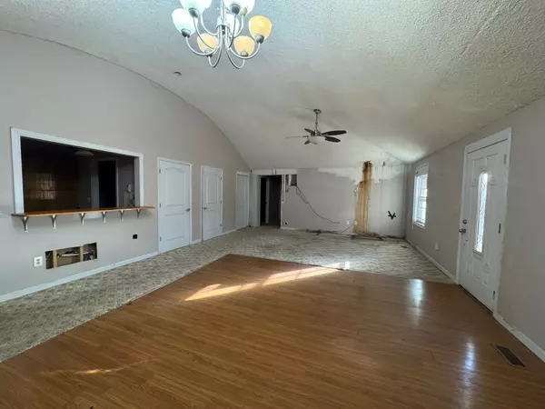 Fayetteville, TN 37334,28 Alease Dr