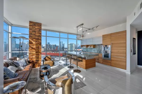 Nashville, TN 37203,600 12th Avenue #S #1801