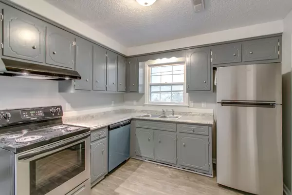 Clarksville, TN 37042,103 Bennett Dr #A