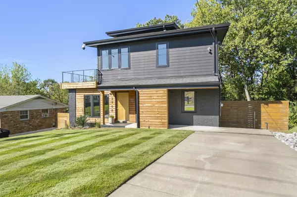 Nashville, TN 37207,2700 Oakwood Ave