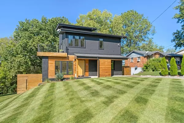 2700 Oakwood Ave, Nashville, TN 37207