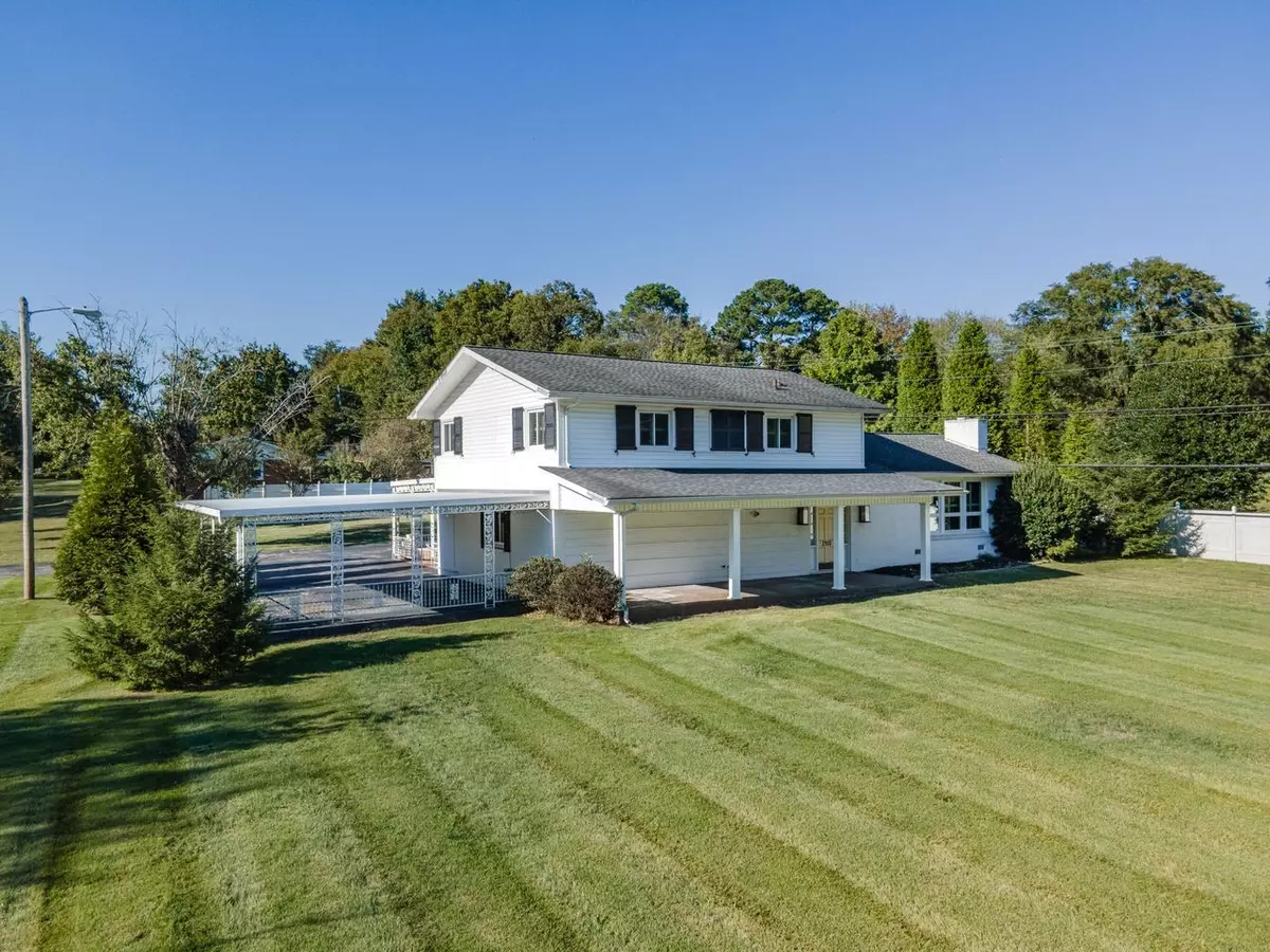 Columbia, TN 38401,2910 Brookside Dr