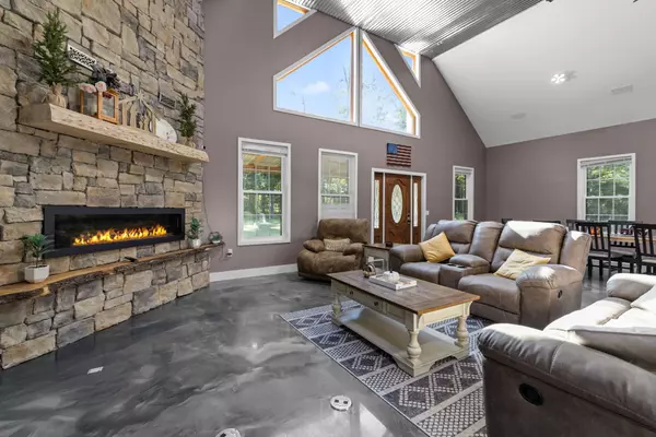 Estill Springs, TN 37330,520 Bonner Way