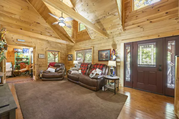 Sewanee, TN 37375,1659 Ravens Den Rd