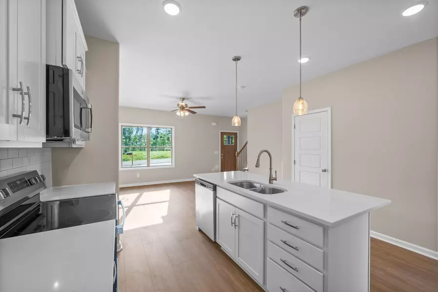 106 Colson Rd, Dover, TN 37058