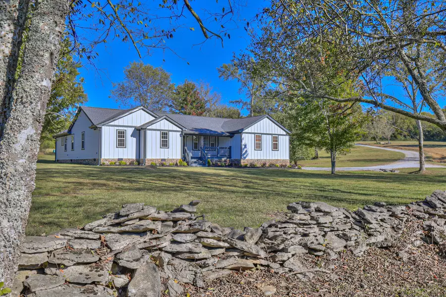 1380 Haley Rd, Watertown, TN 37184