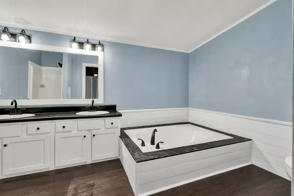 Benton, TN 37307,210 Sweeney Road