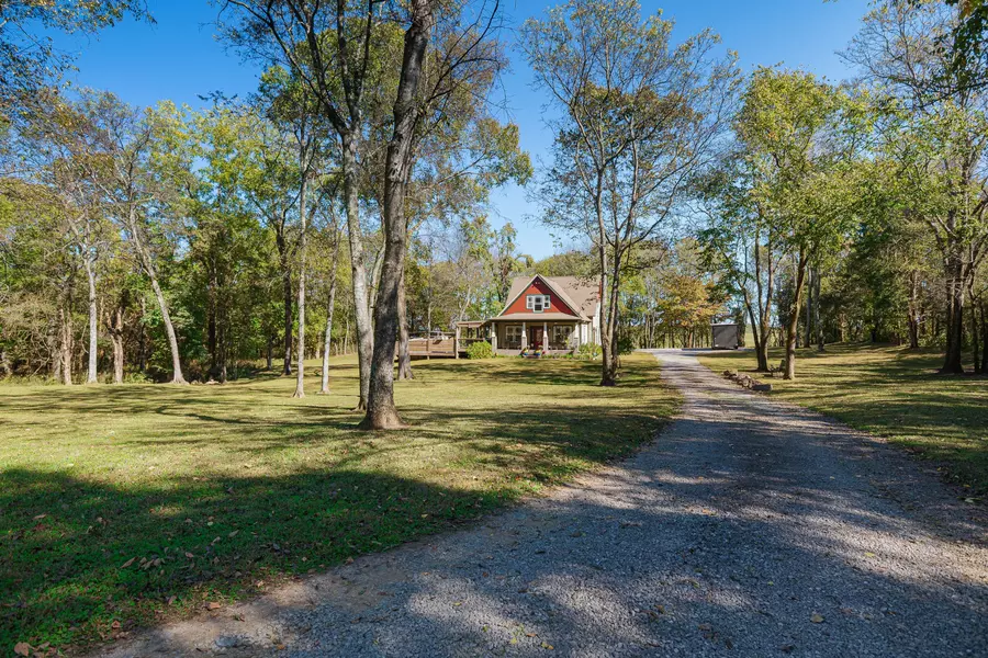 938 Elmore Rd, Eagleville, TN 37060