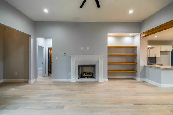 Memphis, TN 38105,964 FAXON AVE