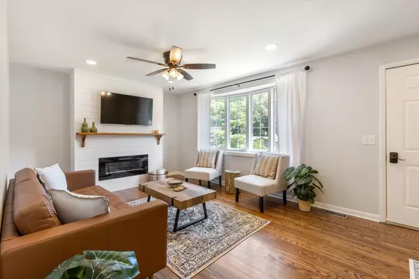 209 Hazelwood Dr, Hendersonville, TN 37075