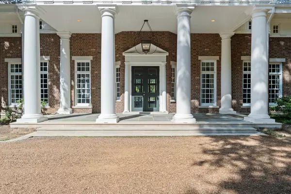 Nashville, TN 37205,4306 Lillywood Rd