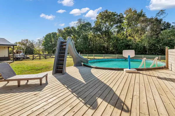 White House, TN 37188,8919 Covington Rd