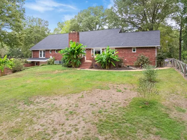 Camden, TN 38320,255 Hartley Rd