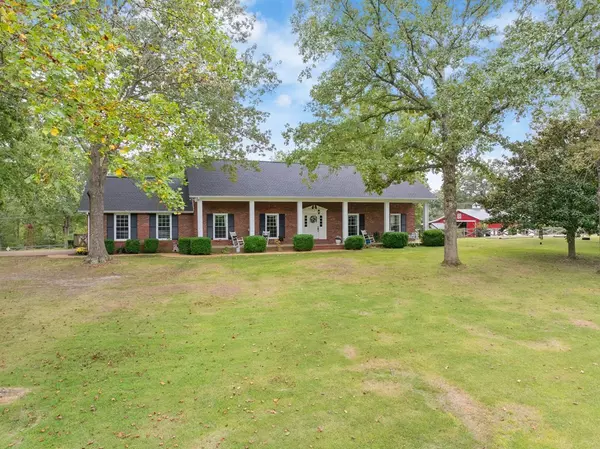 Camden, TN 38320,255 Hartley Rd