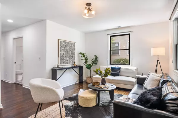 Nashville, TN 37209,5622 Meadowcrest Ln