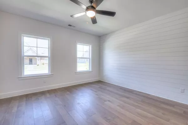 Franklin, TN 37064,9043 Headwaters Drive #138