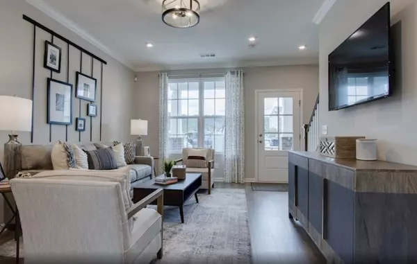 Nashville, TN 37209,615 Old Hickory Blvd #711