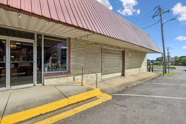 Hohenwald, TN 38462,101 E Main St