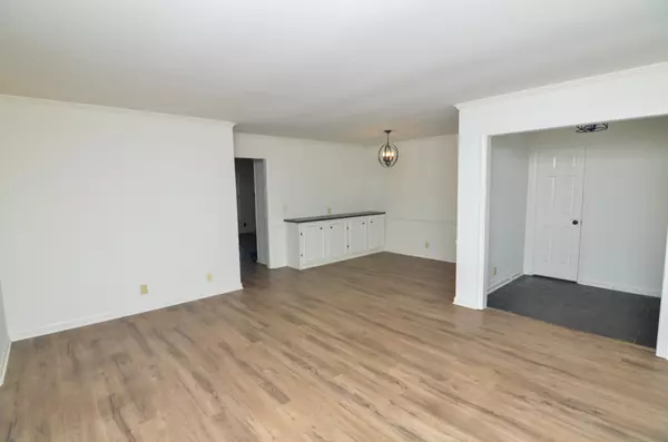 Franklin, TN 37069,230 Boxwood Dr