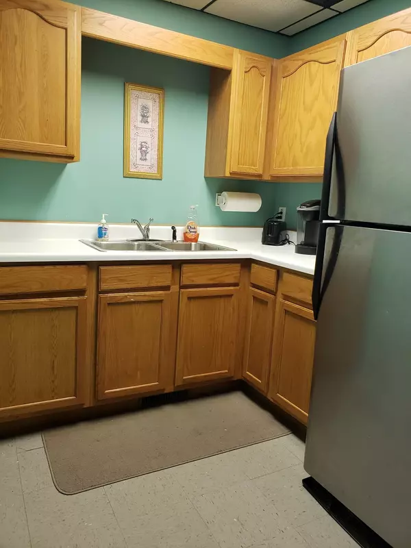 Clarksville, TN 37040,1651 Wilma Rudolph Blvd Ste 207